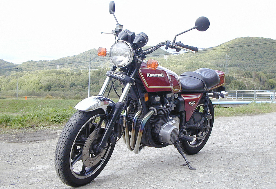 Z1000MkⅡ 青と赤！そしてもう一つの赤！！