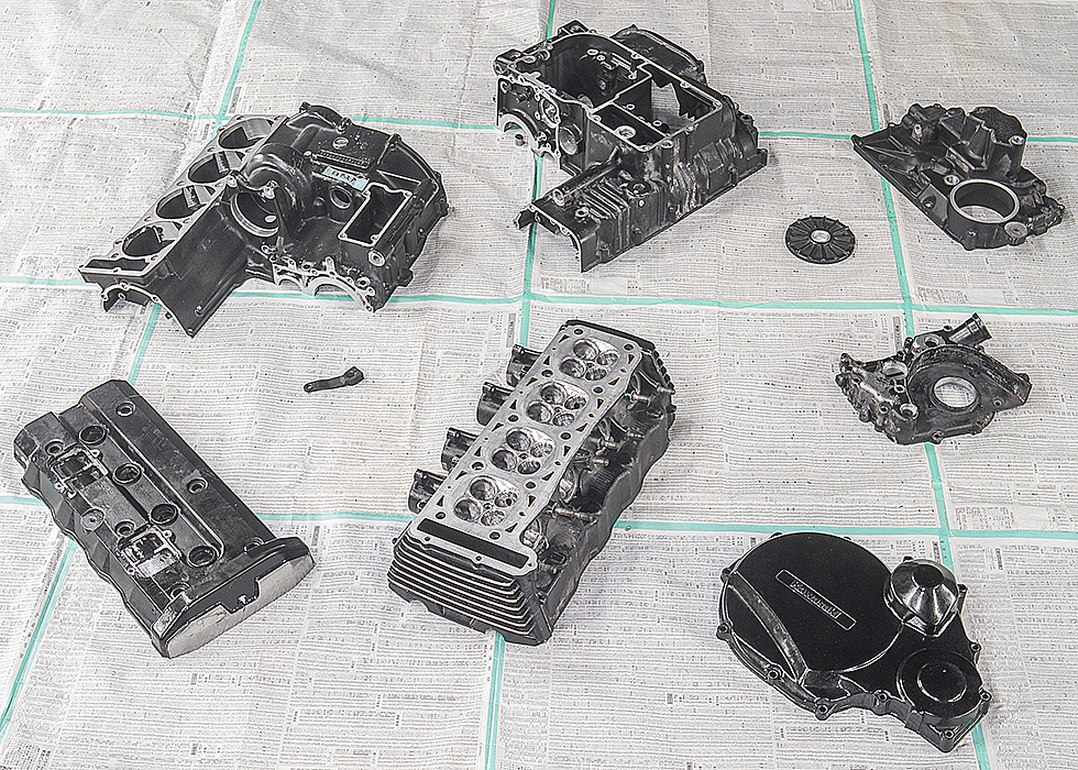 エンジンの塗装！！ 1